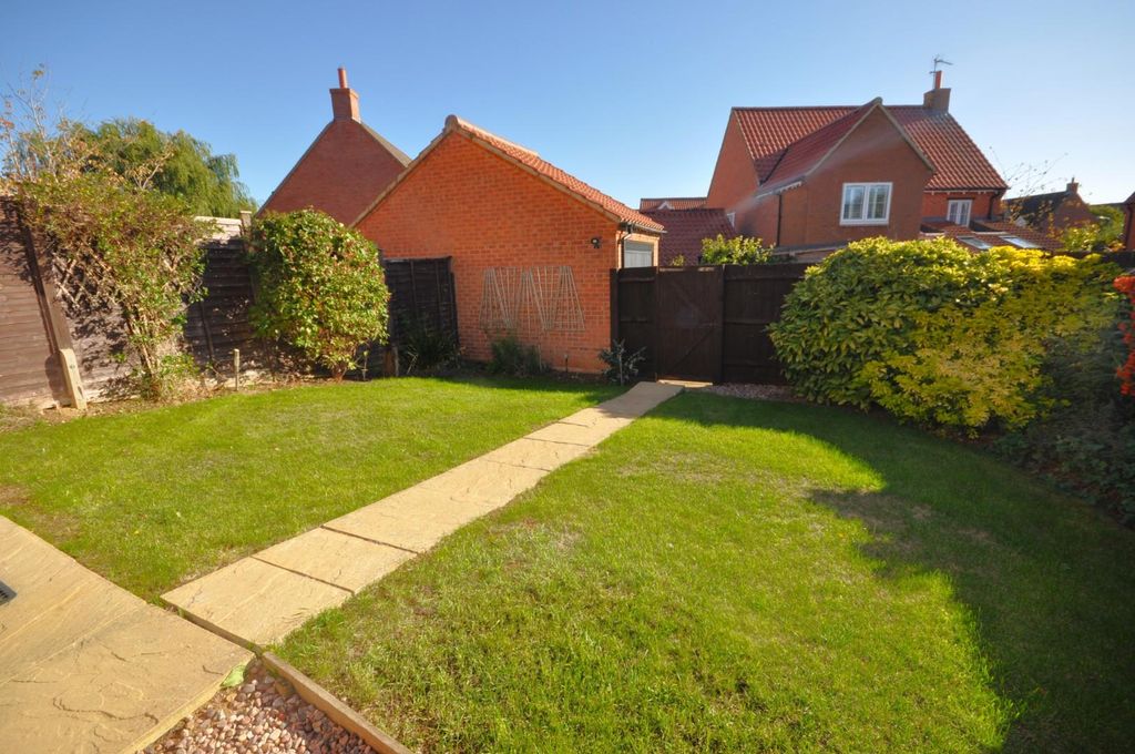 Property photo 2 of 14