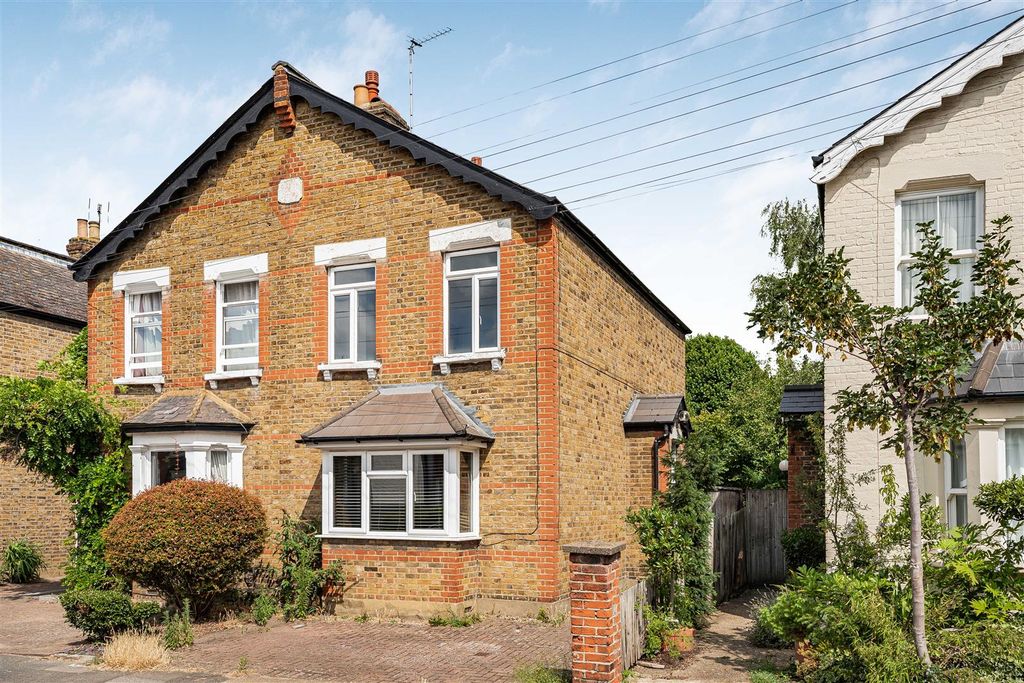 Property photo 1 of 23