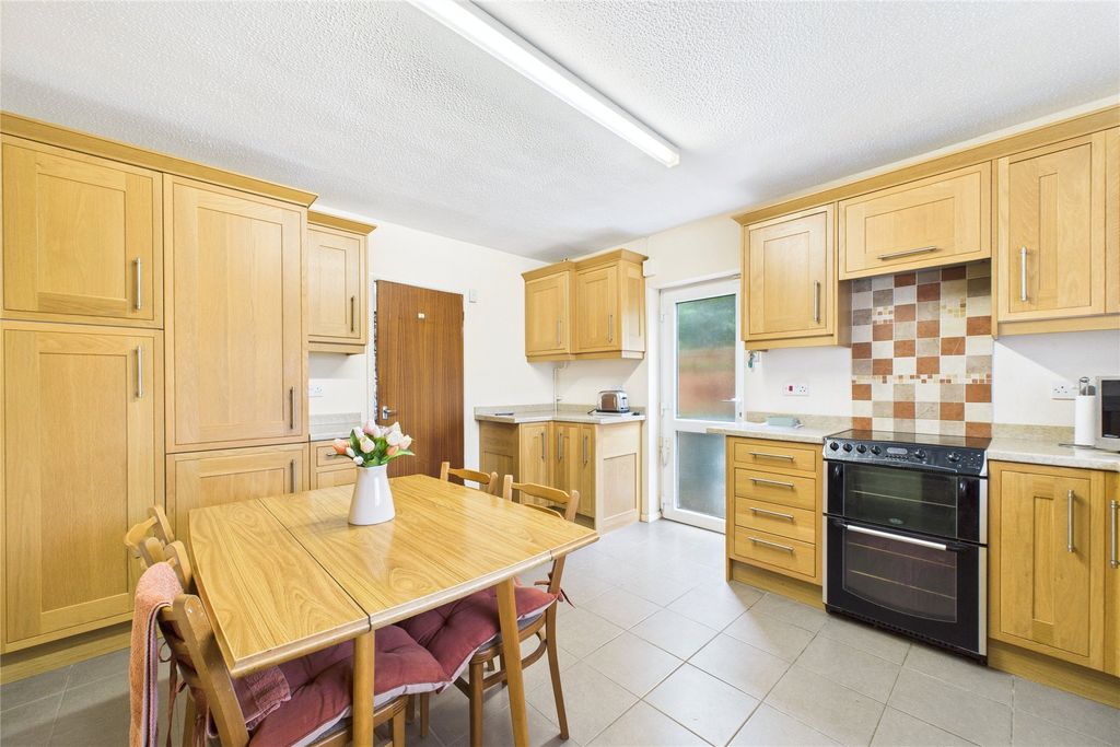 Property photo 2 of 14 Picture No. 02
