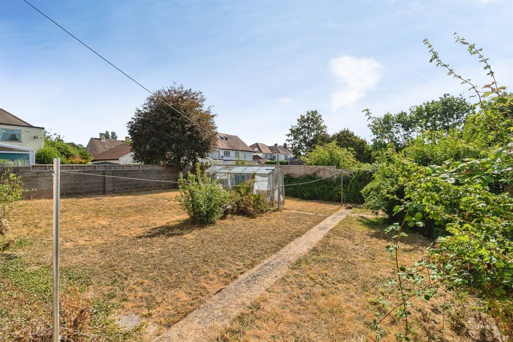 Property photo 3 of 16