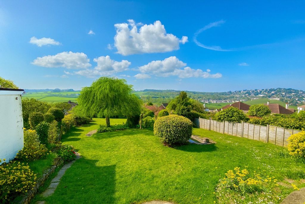 Property photo 2 of 5 Garden And View