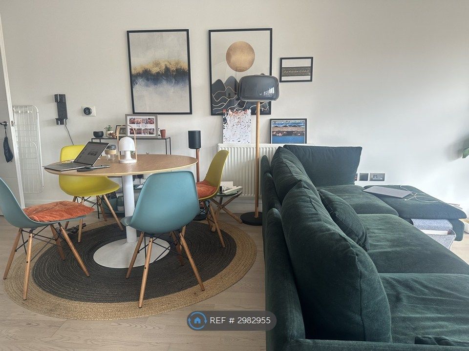 Property photo 3 of 13 Dining Area (Designer Chairs)