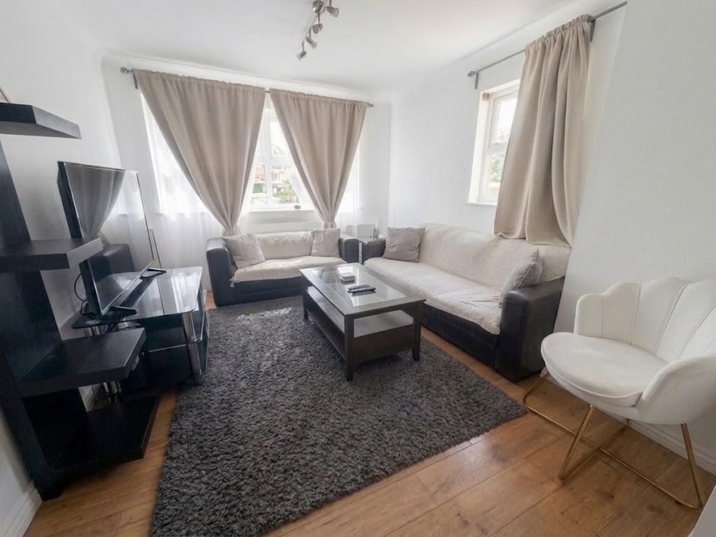 Property photo 2 of 11 2.Jpg