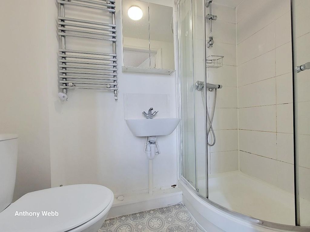 Property photo 2 of 6 Shower Room