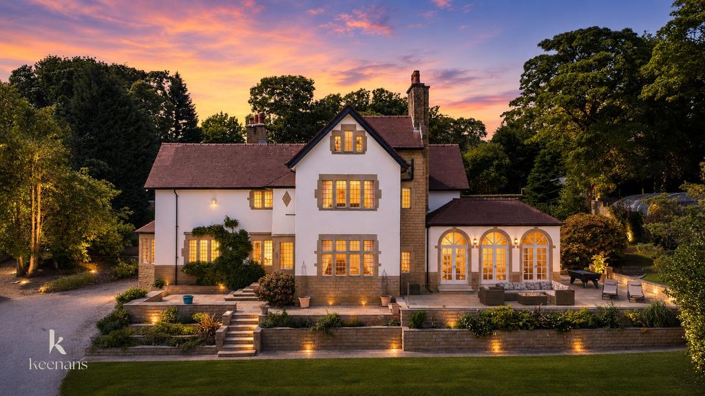 Property photo 1 of 94 Twilight External