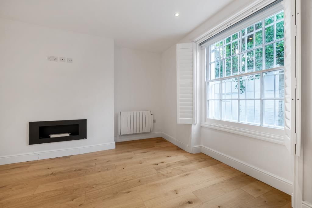 Property photo 3 of 21 Reception Room