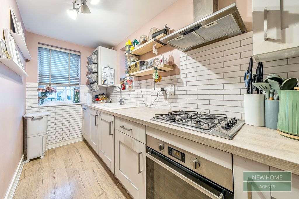 Property photo 3 of 23 Photo 21