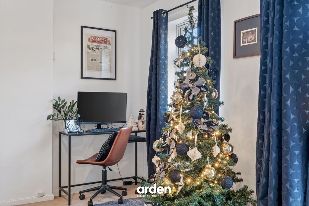 Property photo 3 of 9