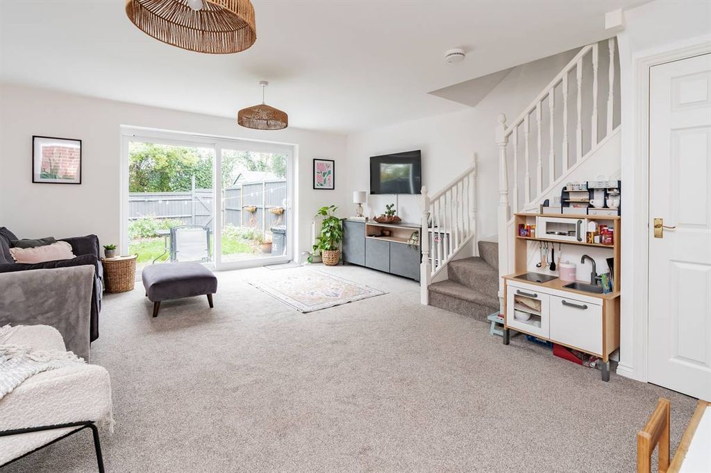 Property photo 3 of 17