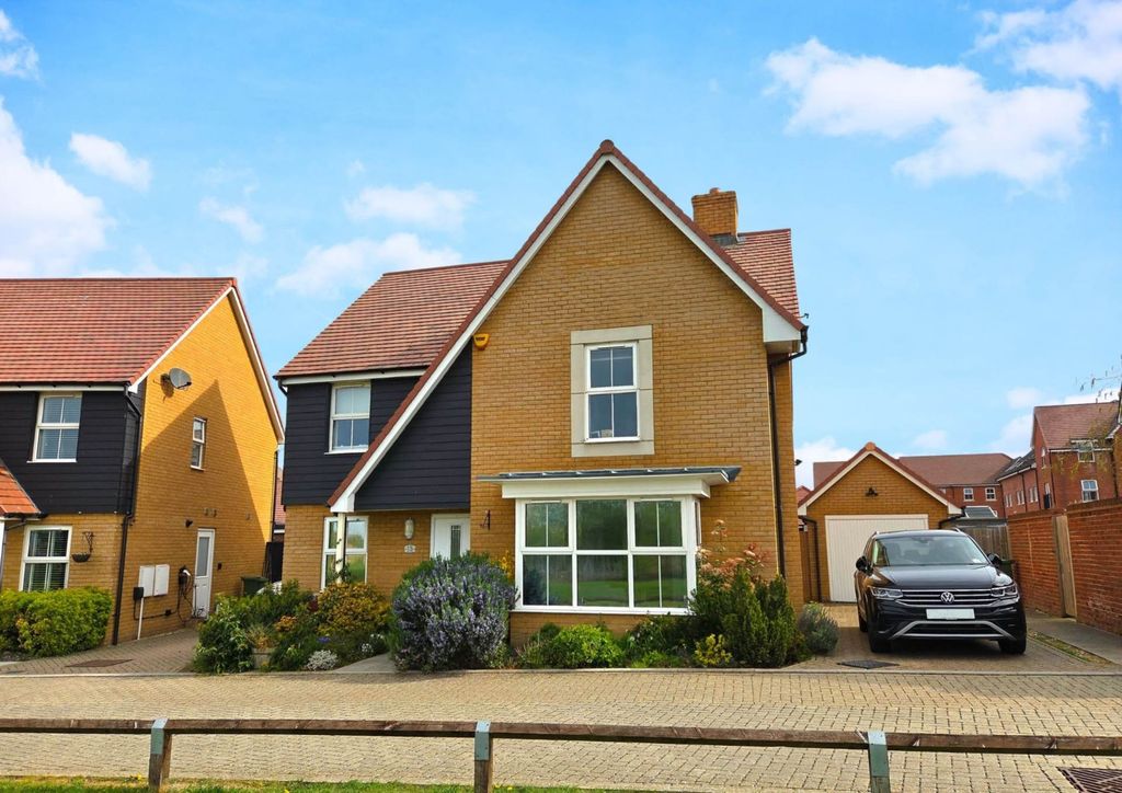 Property photo 1 of 24