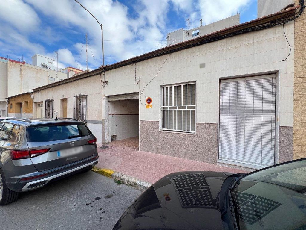 Property photo 1 of 19