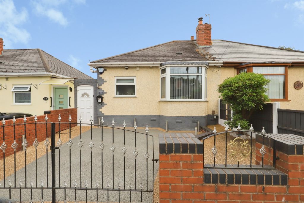 Property photo 2 of 18