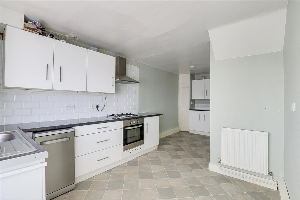Property photo 3 of 14 116.Jpg