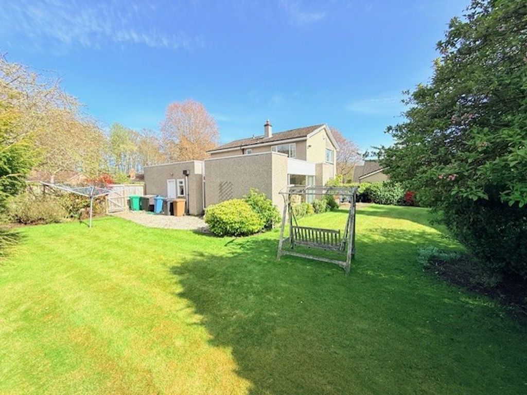 Property photo 1 of 32