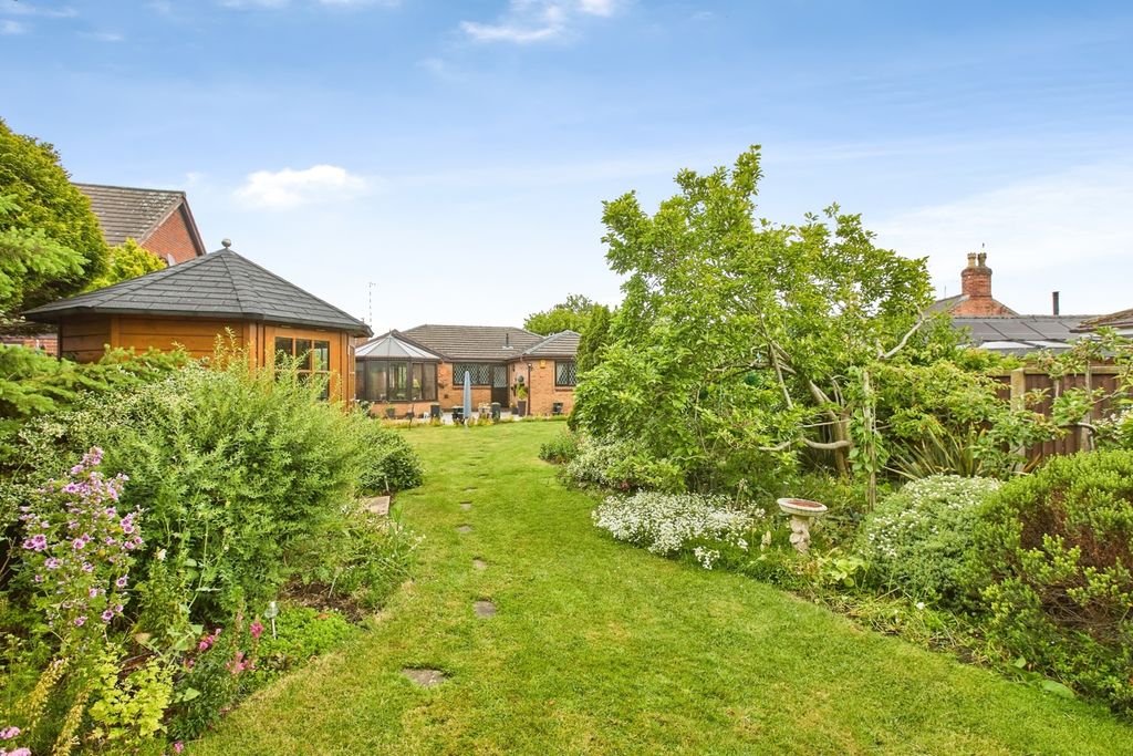 Property photo 2 of 40 Pbox-Img.Jpg