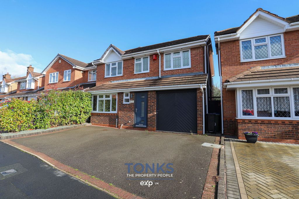 Property photo 1 of 27