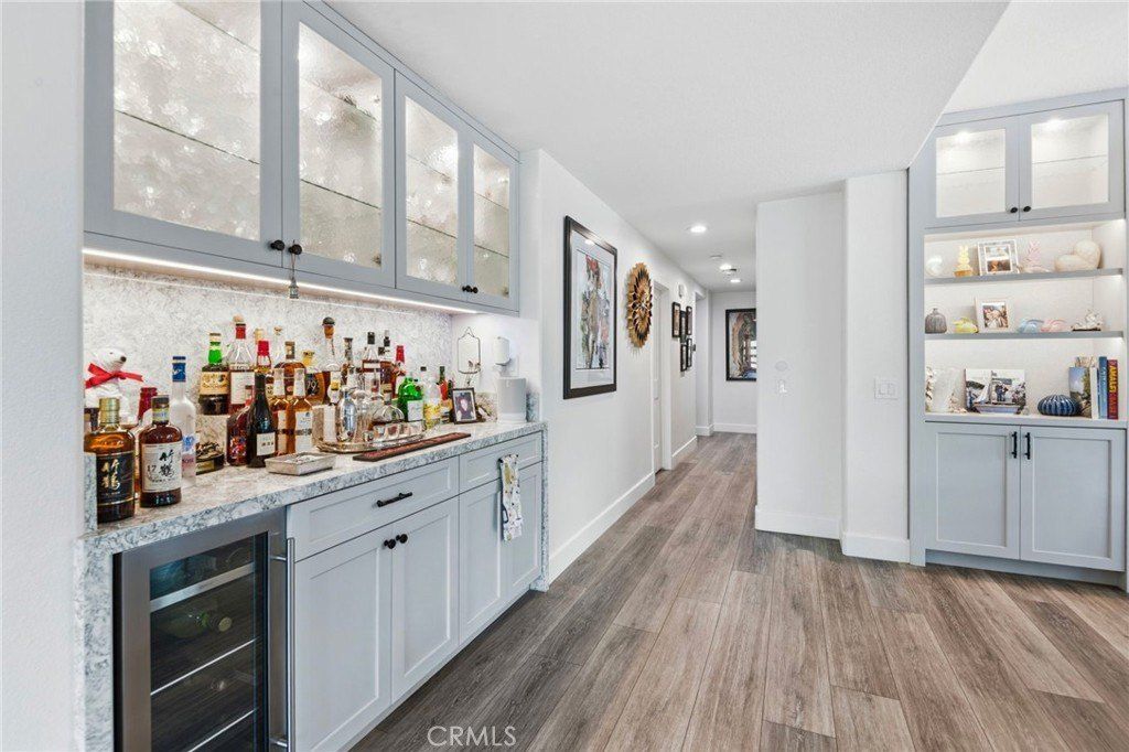 Property photo 2 of 45