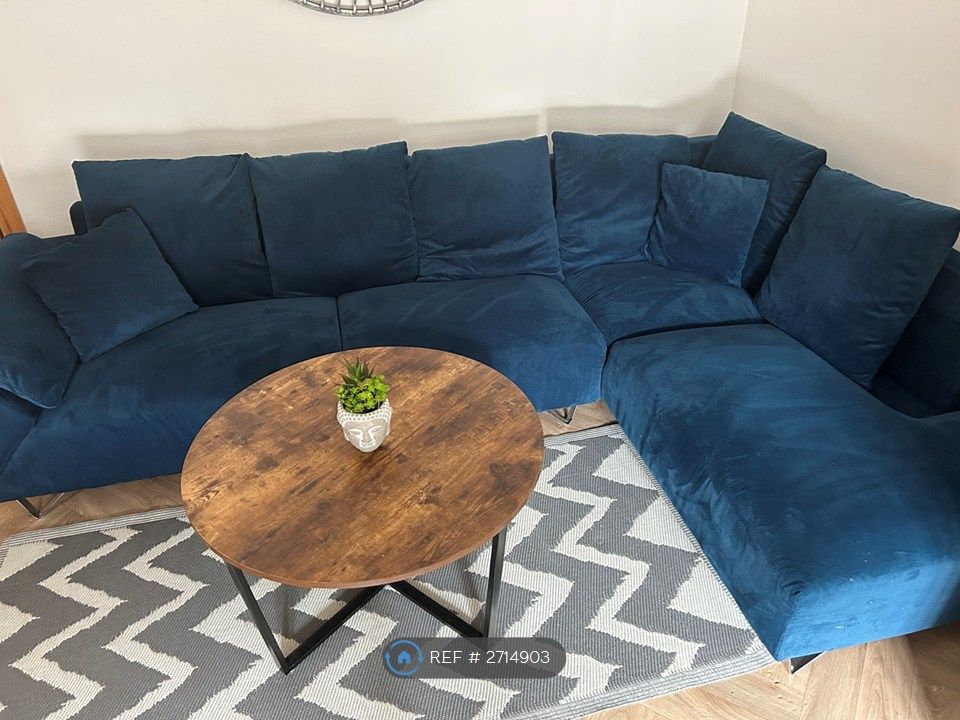 Property photo 3 of 8