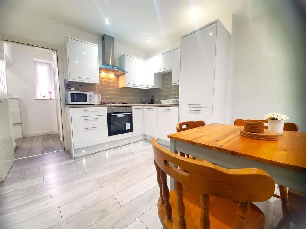 Property photo 2 of 9 Whatsapp Image 2026-02-18 At 12.22.44 Pm.Jpeg