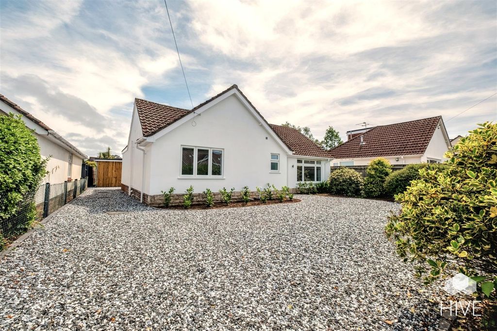 Property photo 1 of 24