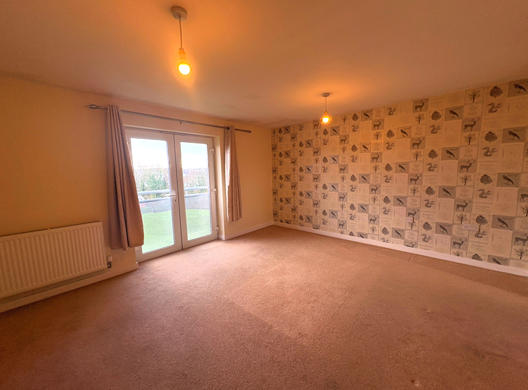 Property photo 3 of 6 Living Room