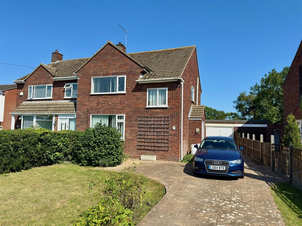 Property photo 1 of 14 Front.Jpg