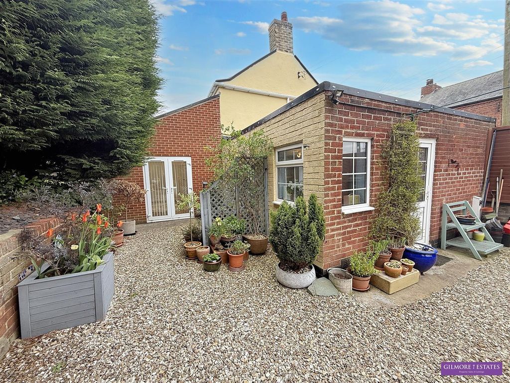 Property photo 1 of 22