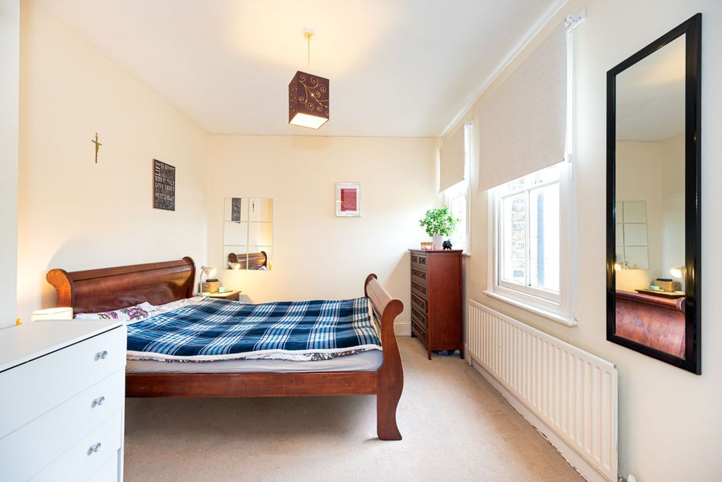 Property photo 3 of 11