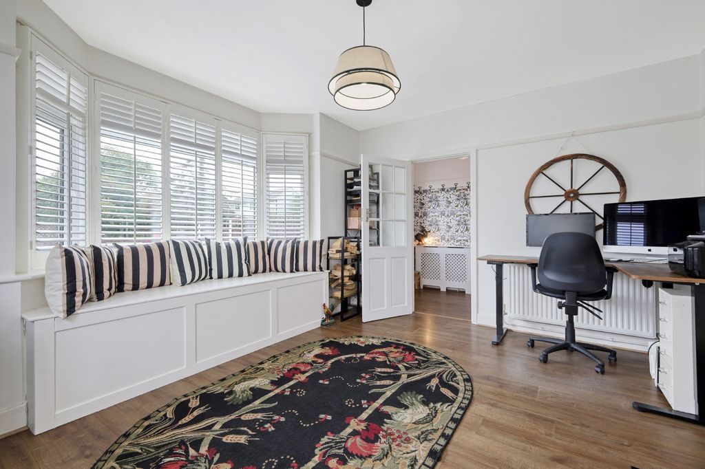 Property photo 3 of 26 5291452