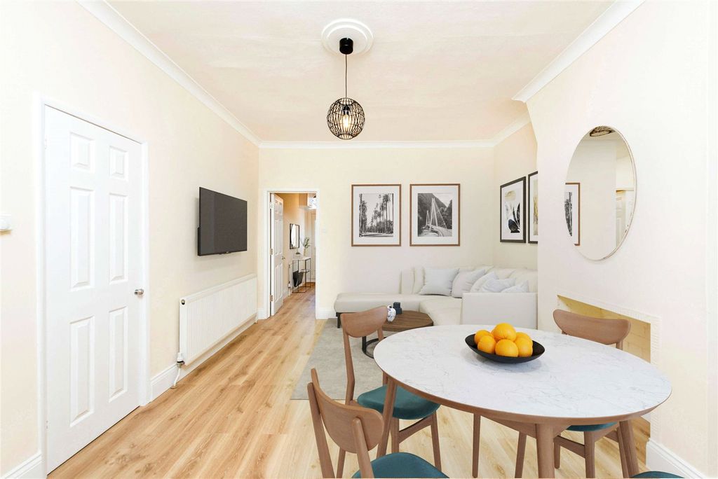 Property photo 2 of 12 Picture No. 02