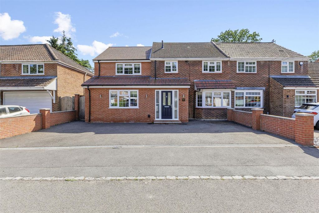 Property photo 1 of 15