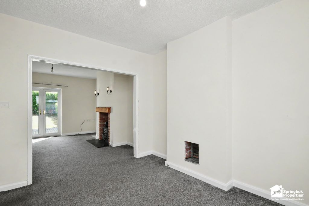 Property photo 3 of 18 Image 2
