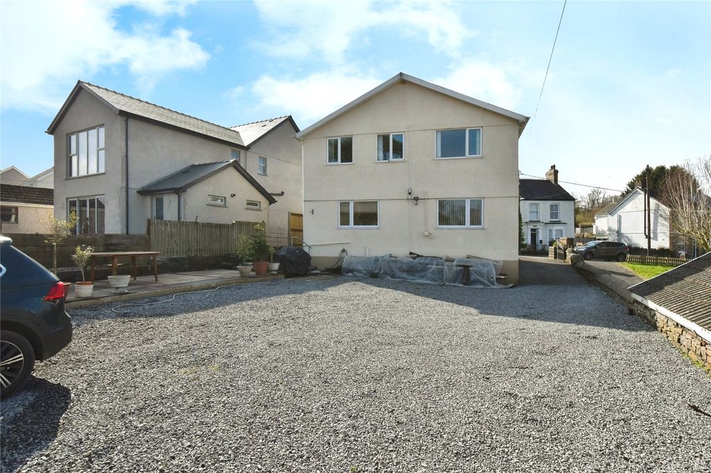 Property photo 1 of 19 Picture No. 21