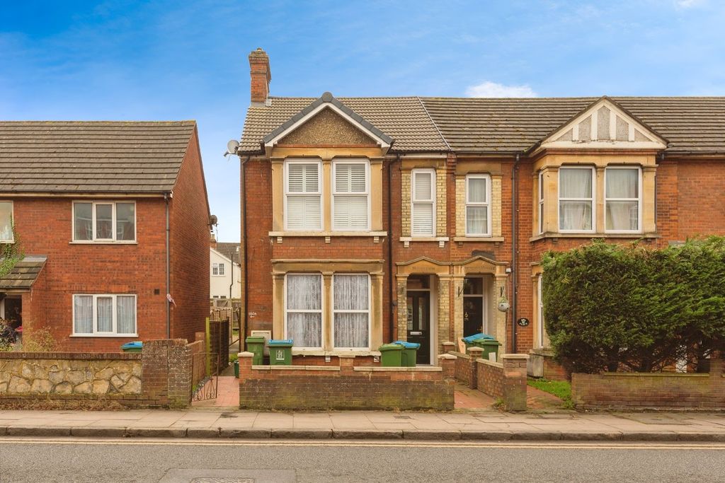 Property photo 1 of 20