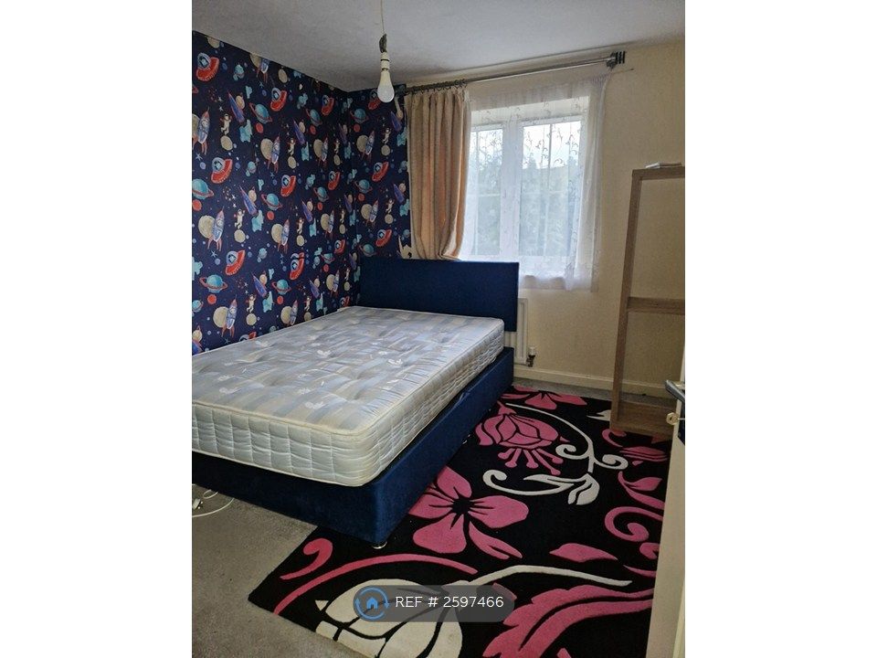 Property photo 3 of 5