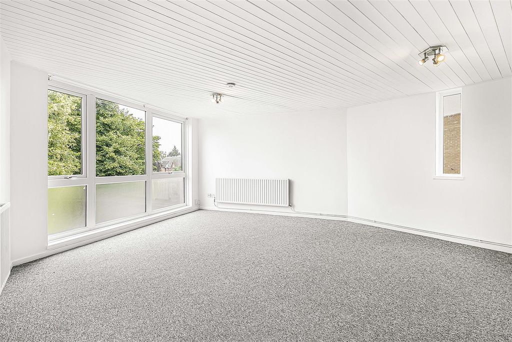 Property photo 1 of 11 9_59682.Jpg