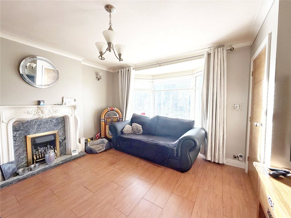 Property photo 2 of 13 Picture No. 05