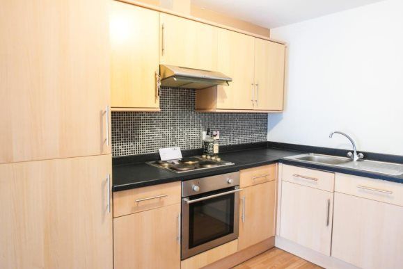 Property photo 2 of 8 Kitchen