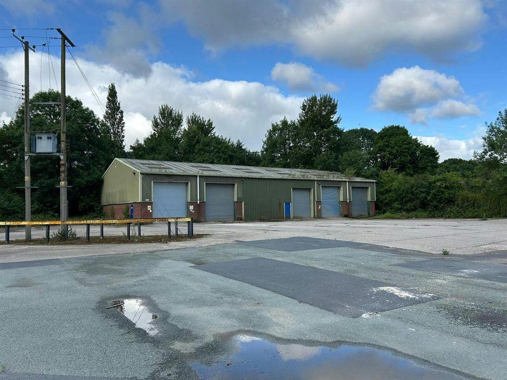 Property photo 3 of 9 3