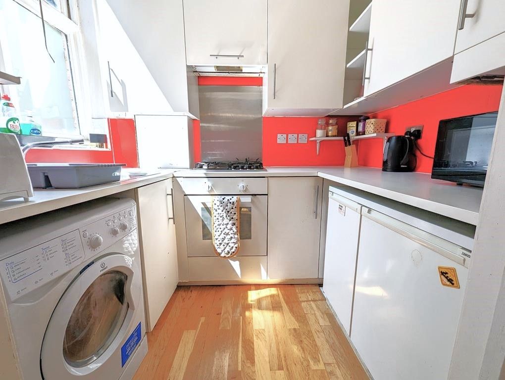 Property photo 2 of 9