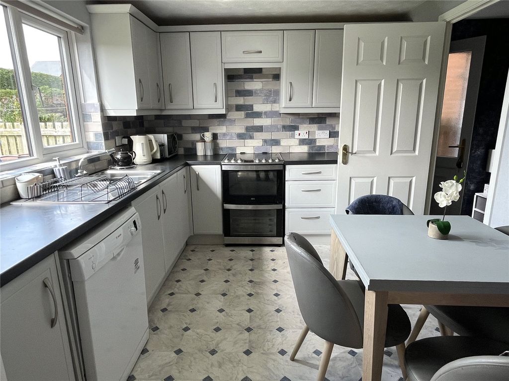 Property photo 3 of 13 Picture No. 07