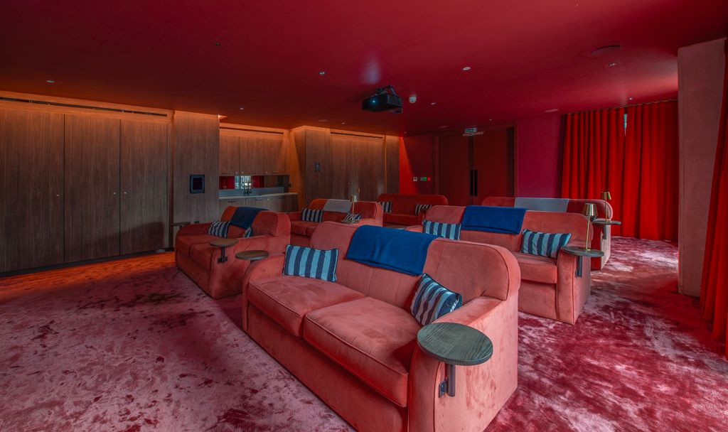 Property photo 3 of 10 Jpg