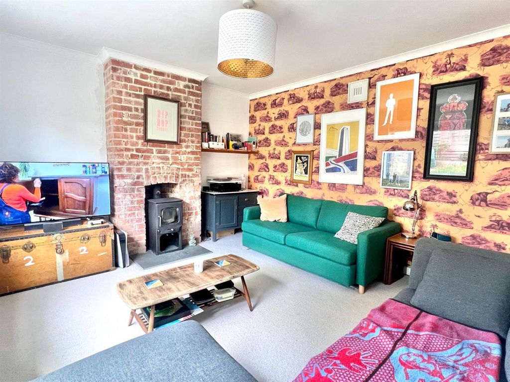 Property photo 2 of 24 B5354E79-77F3-47d7-Ae59-72c545Ca550c.Jpeg