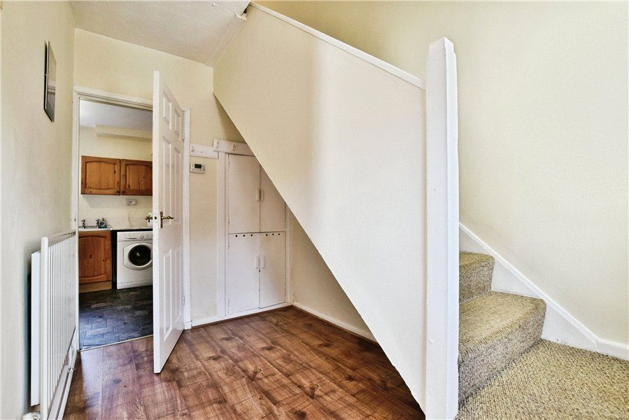 Property photo 2 of 16 Picture No. 11