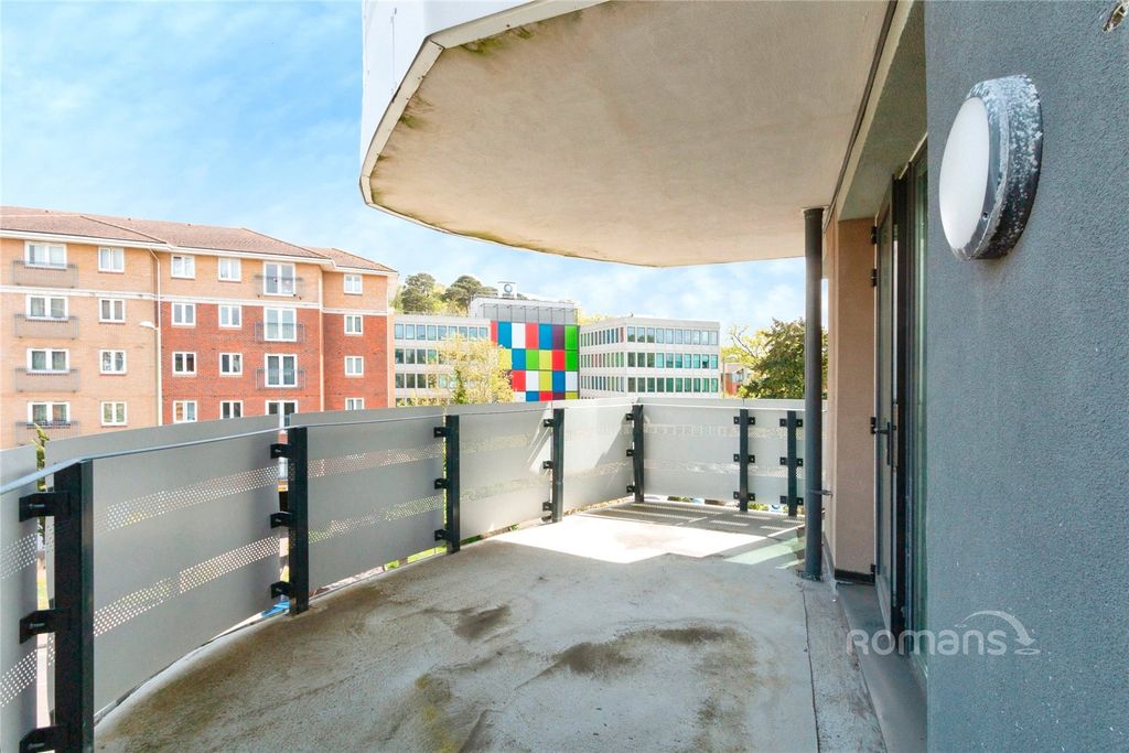 Property photo 2 of 15 Picture No. 45