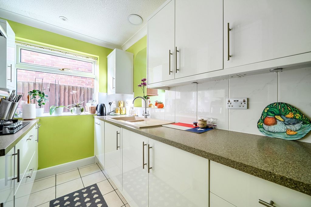 Property photo 3 of 24 1534963 (10)