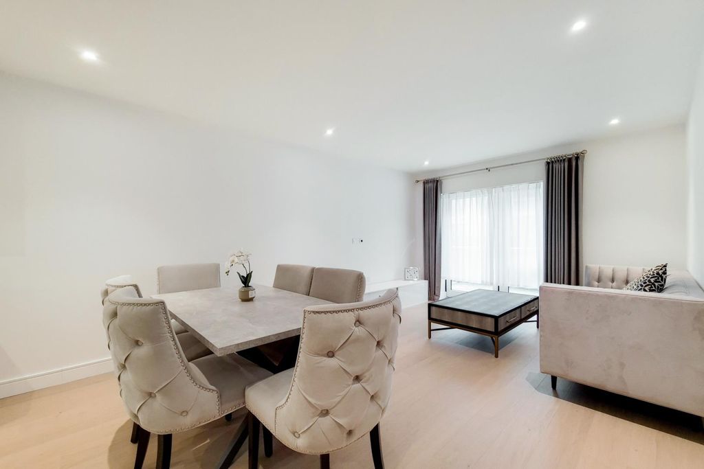 Property photo 2 of 13 2_Kitchen-Reception-2.Jpg
