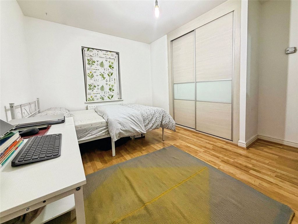 Property photo 3 of 14 Picture No. 04