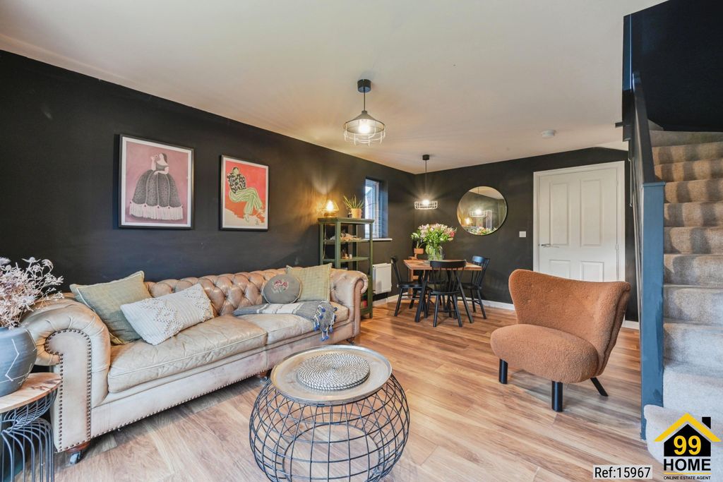 Property photo 3 of 19 Photo 2