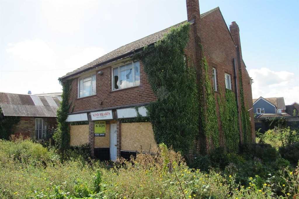 Property photo 1 of 13